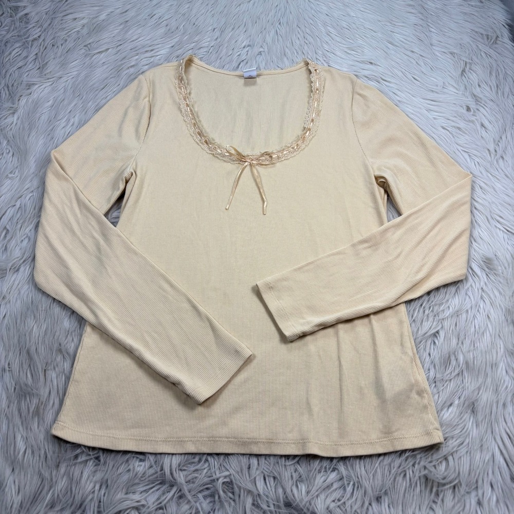 Old Navy Women's L Butter Yellow Ribbed Lace Trim Scoop Neck LS Tee Balletcore
